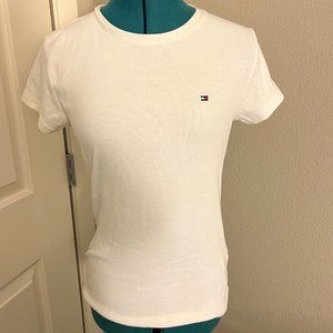 White Tommy Hilfiger T-Shirt with small Logo - Sz L